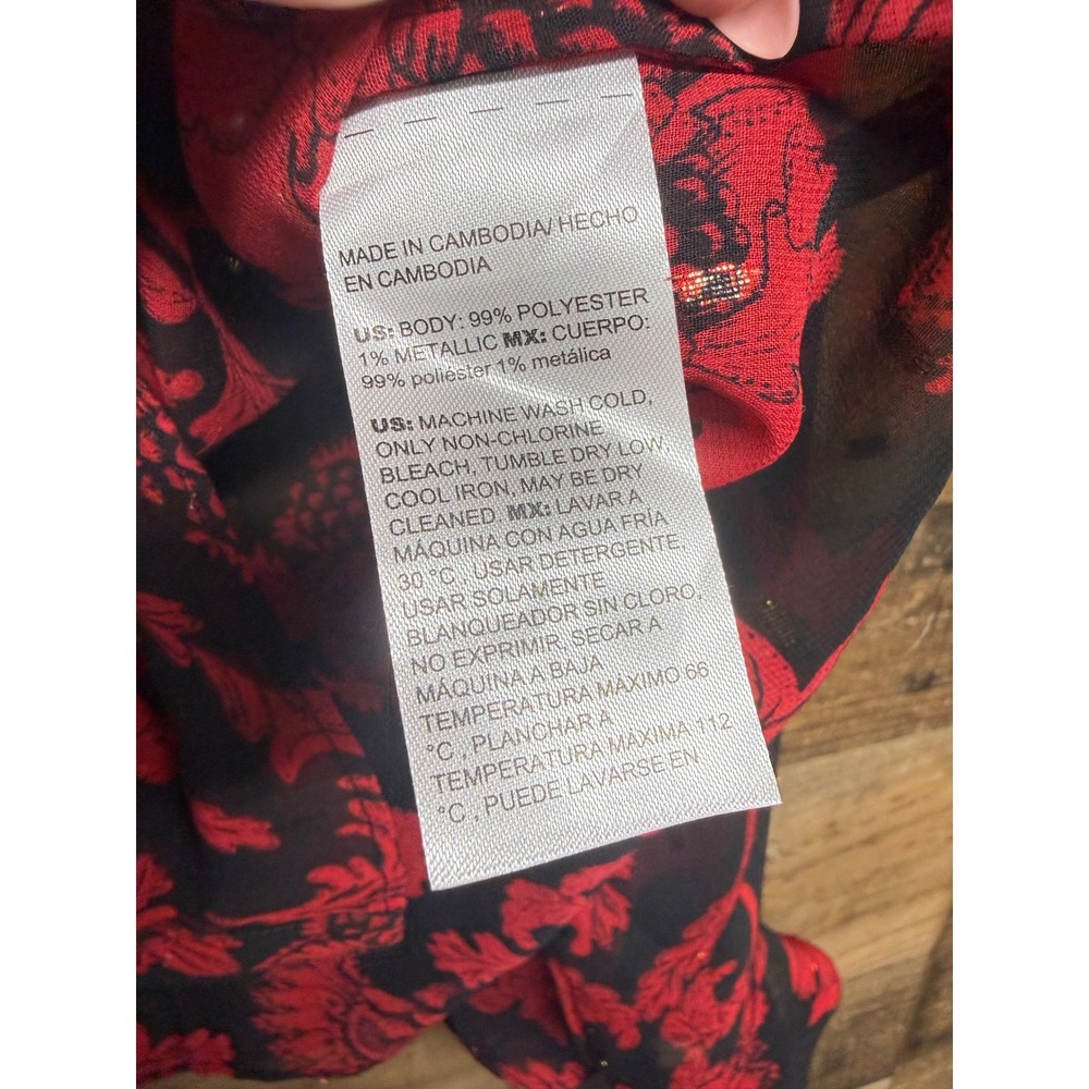 Chico's Carmine Red Ryne Bloom Ruffle Front Blouse Metallic Floral Top Size 3 16 - Picture 9 of 10